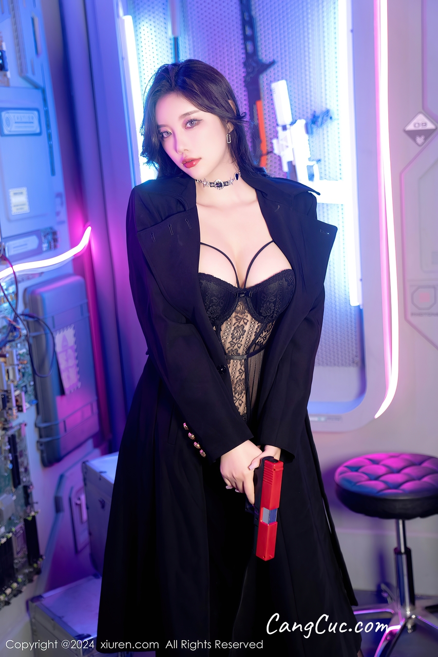 XIUREN No.8776 Yang Chen Chen (杨晨晨Yome)